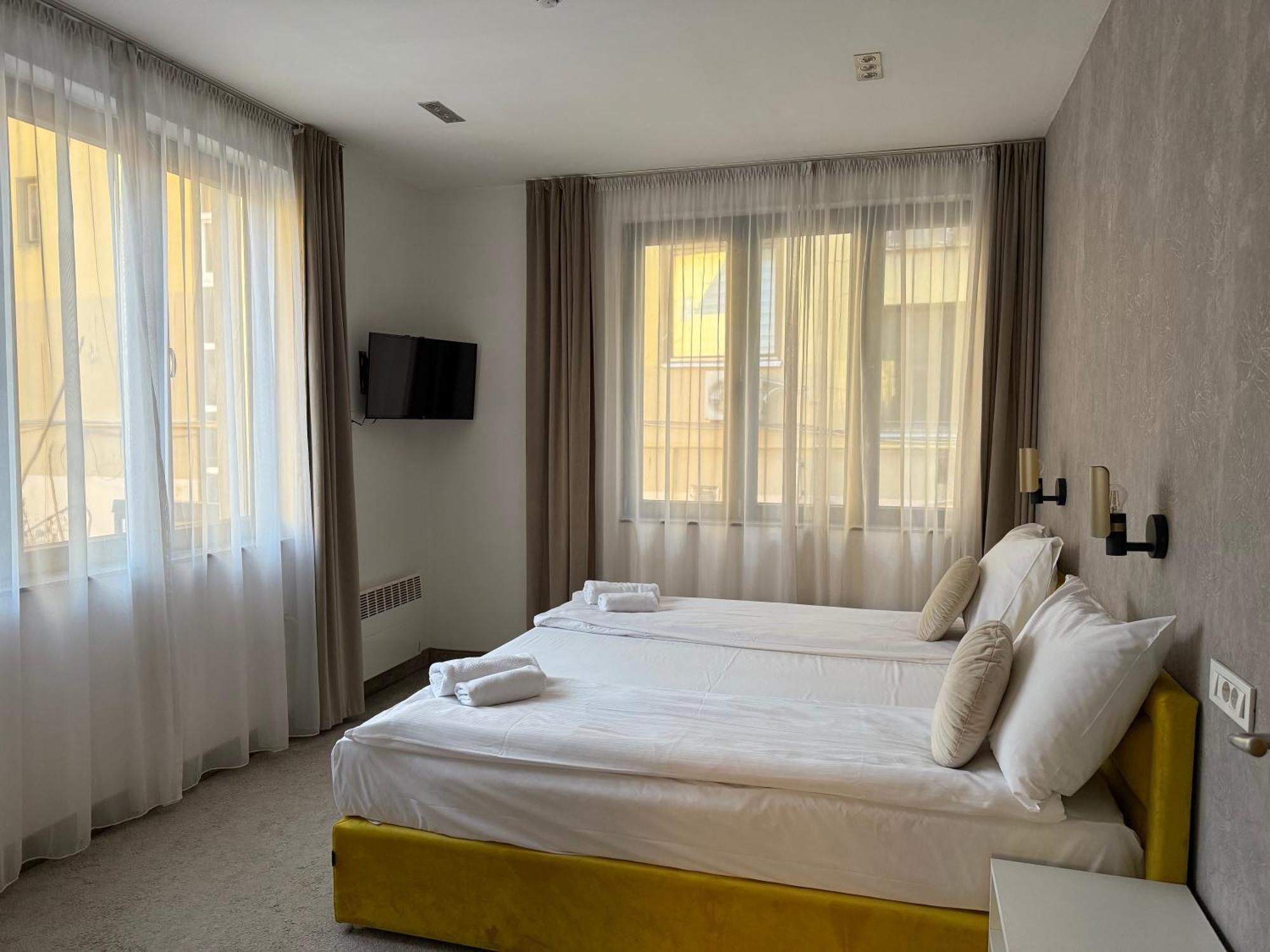 Deluxe Nortel Hotel Sarajevo Bagian luar foto