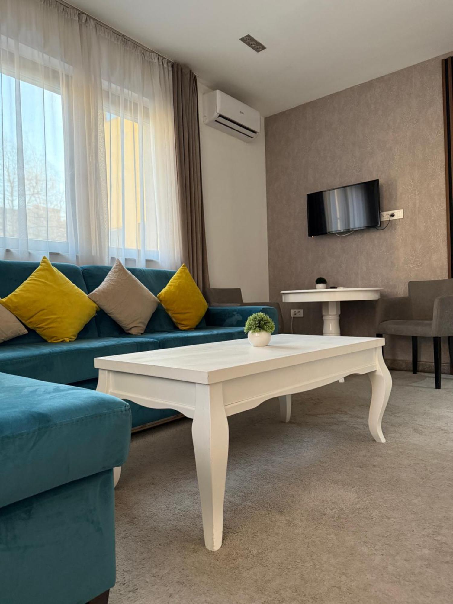 Deluxe Nortel Hotel Sarajevo Bagian luar foto