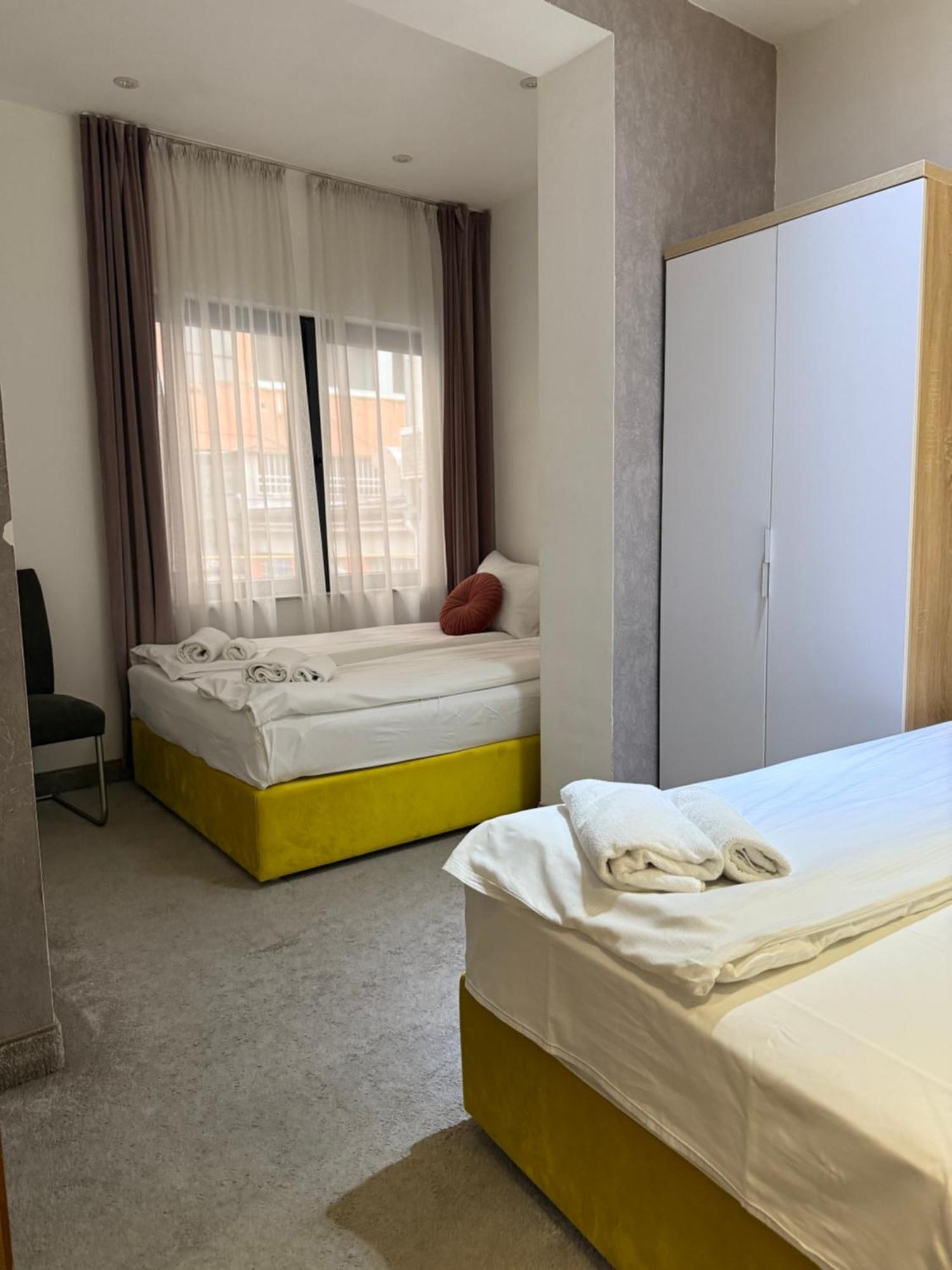 Deluxe Nortel Hotel Sarajevo Bagian luar foto